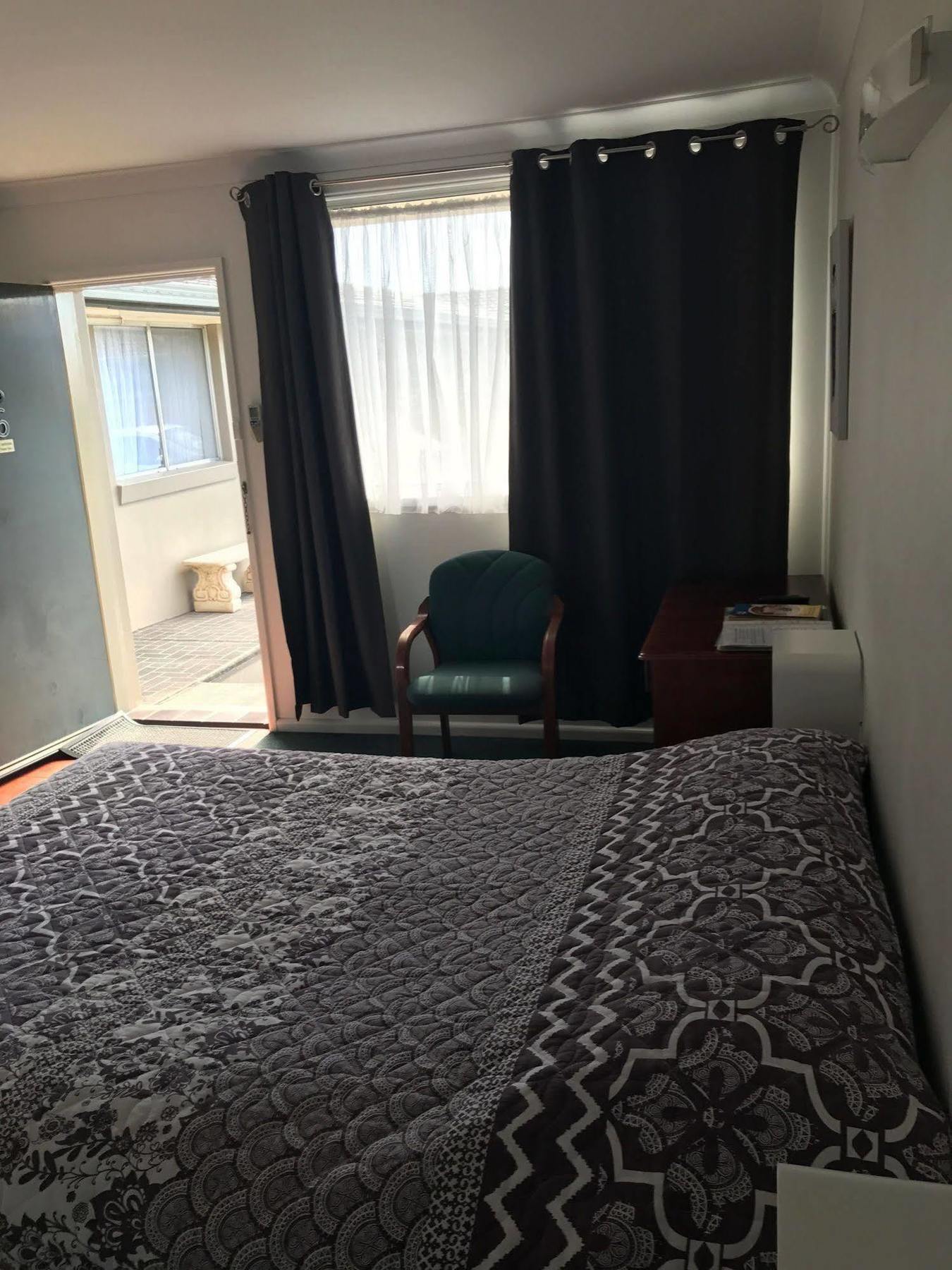 South Tamworth Motor Inn Εξωτερικό φωτογραφία