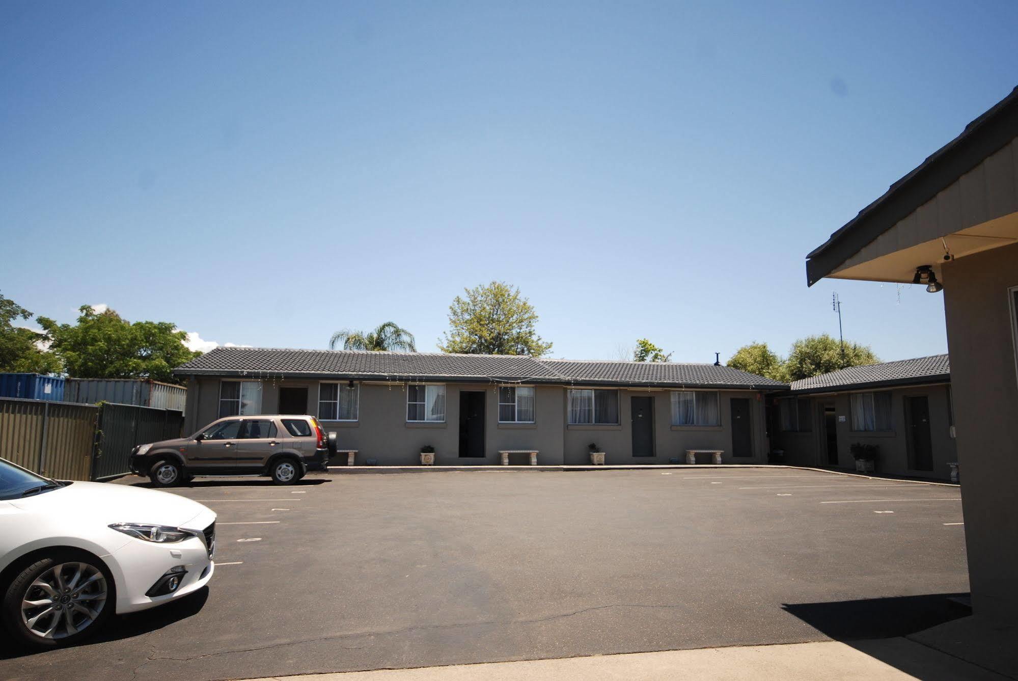 South Tamworth Motor Inn Εξωτερικό φωτογραφία