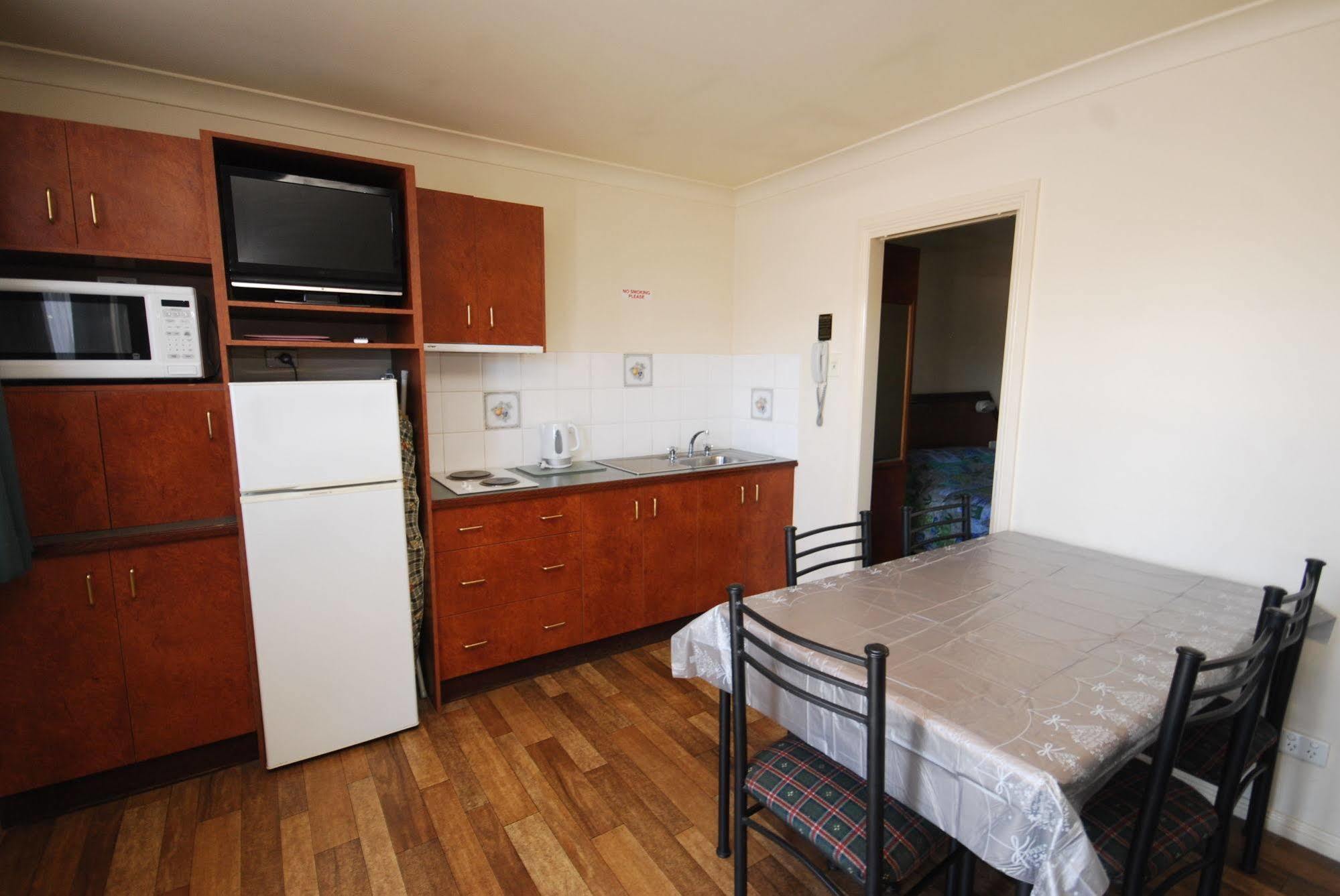 South Tamworth Motor Inn Εξωτερικό φωτογραφία